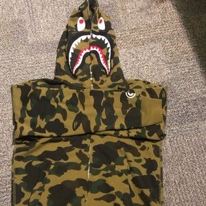GREEN CAMO BAPE HOODIE